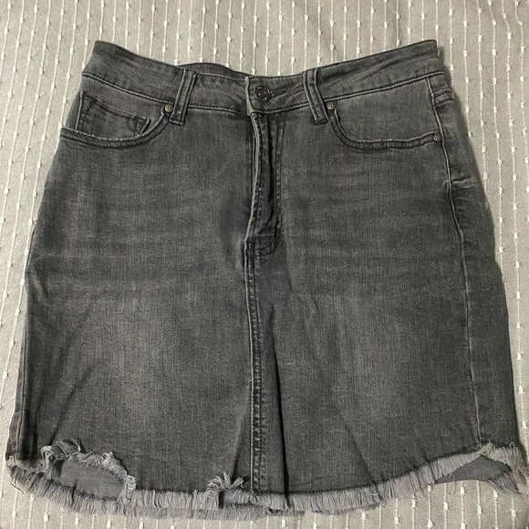 womens bottoms - Picture 4 of 12